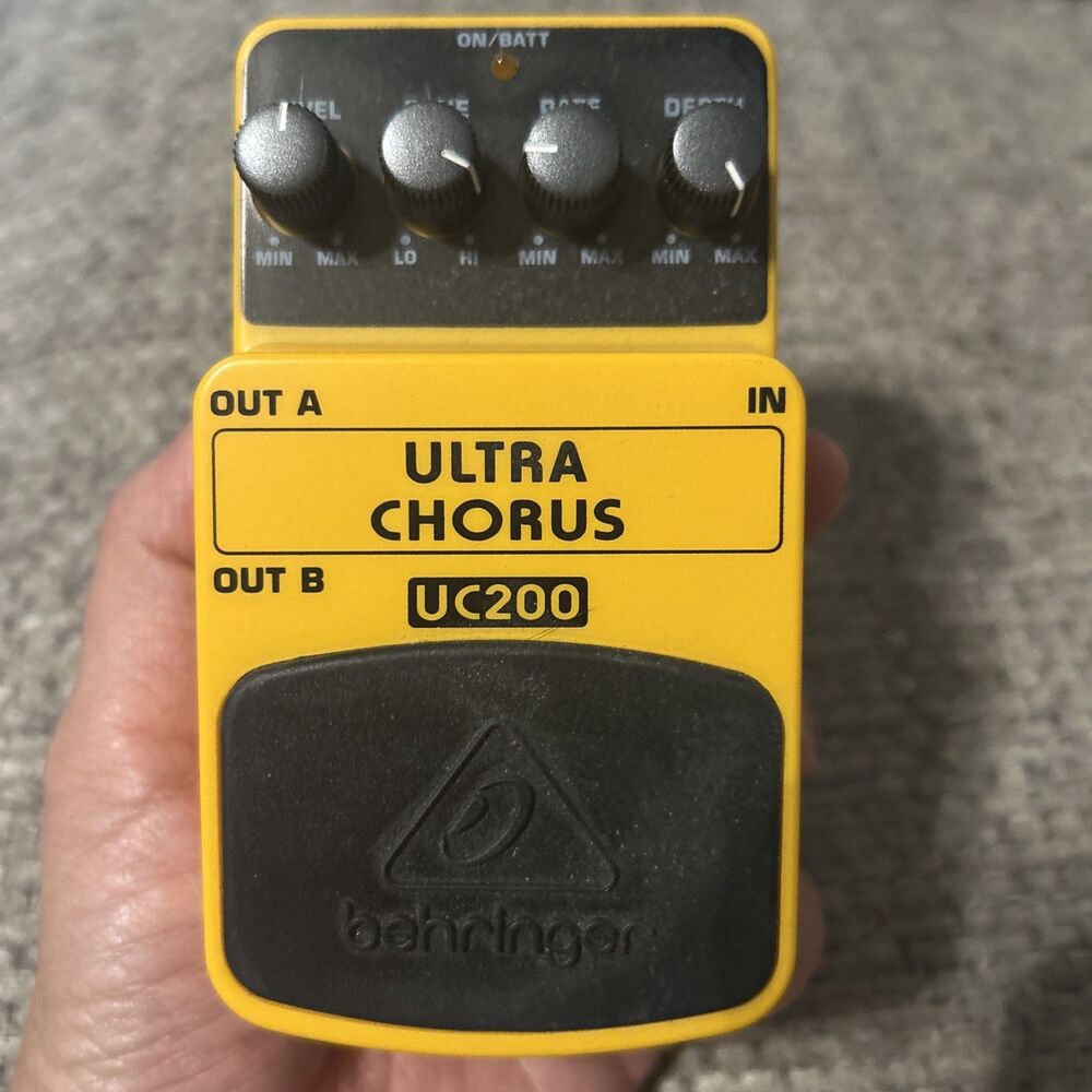 Behringer UC200 Ultra Chorus Pedal
